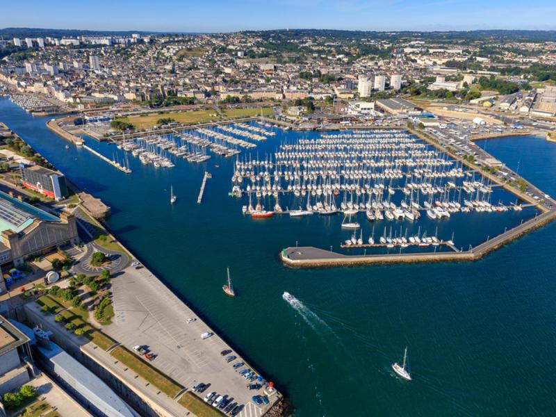 Port De Cherbourg Adresse Pourquoi les plaisanciers choisissent Cherbourg - Informations de la